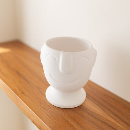 Vase visage souriant en céramique – Oito.Atelier