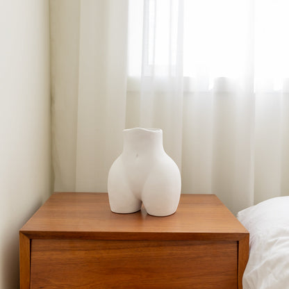 Vase sculptural Nude Mini en céramique – Oito.Atelier – vue 7