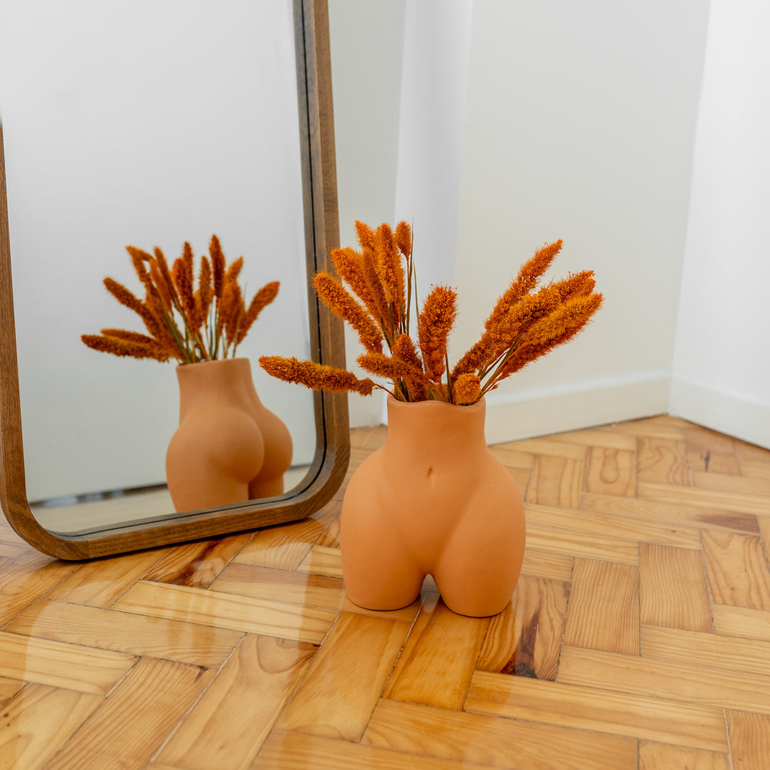 Vase sculptural Nude Mini en céramique – Oito.Atelier – vue 8