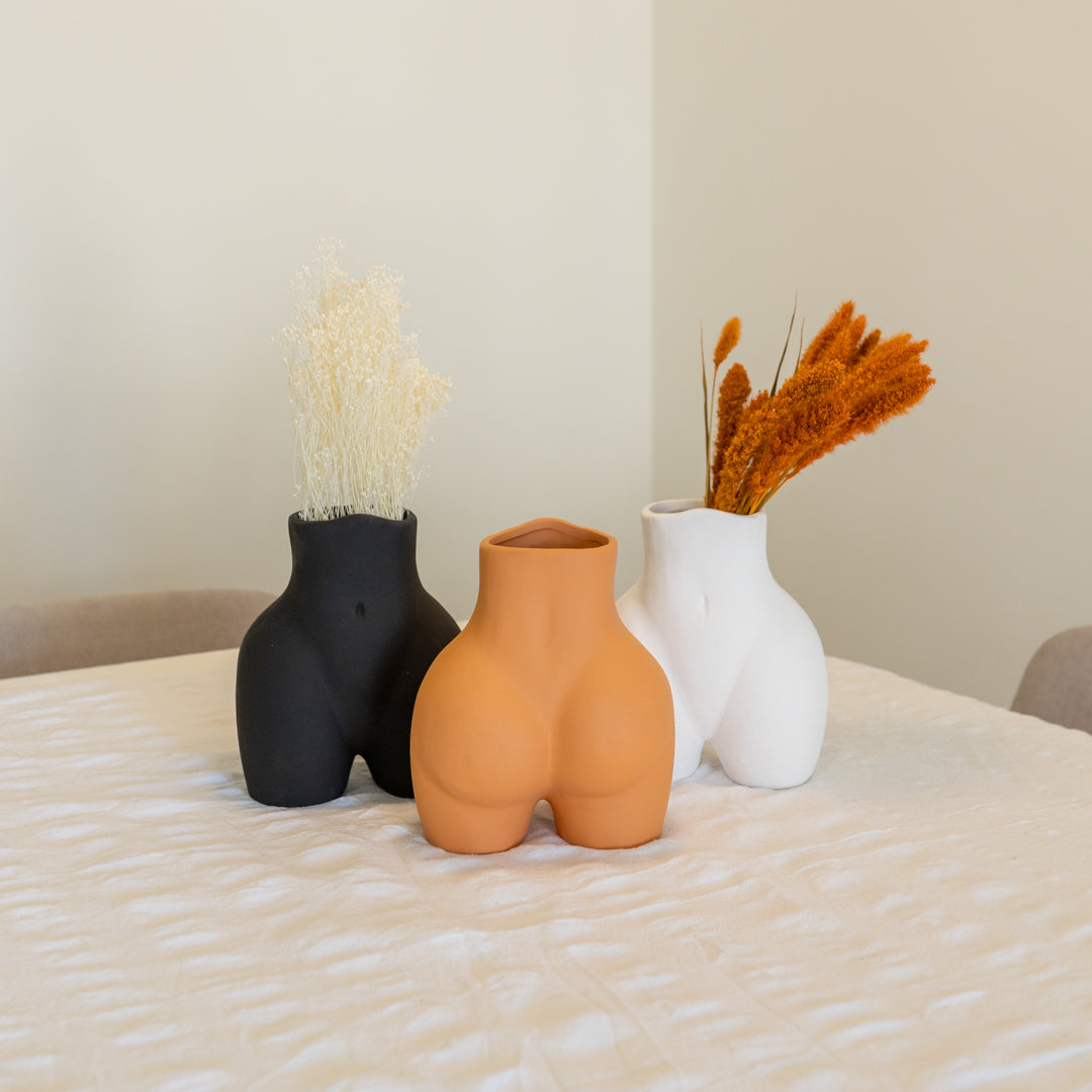 Vase sculptural Nude Mini en céramique – Oito.Atelier – vue 5