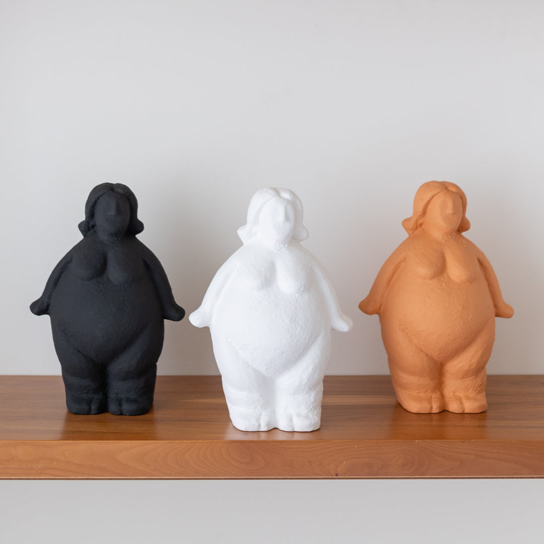 Vase sculptural Woman en céramique – Oito.Atelier
