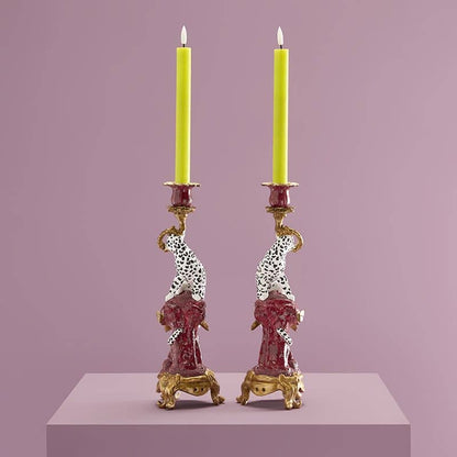 Leo chandelier, 2 types. Poly resin, 11 x 10.5 x 33 cm