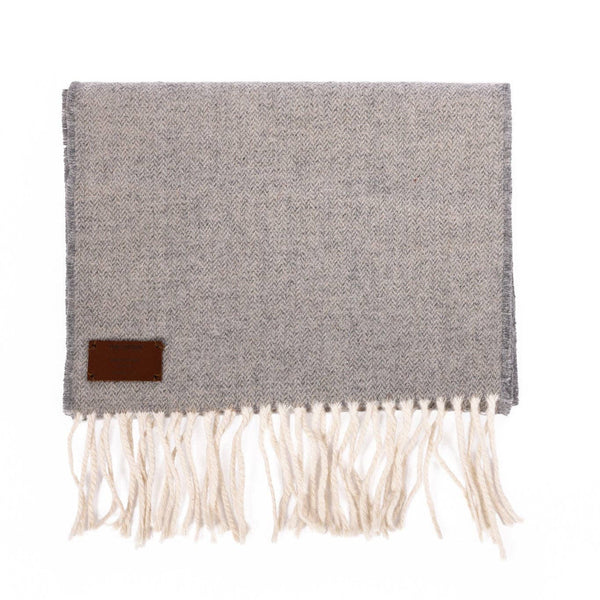 Grey wool scarf