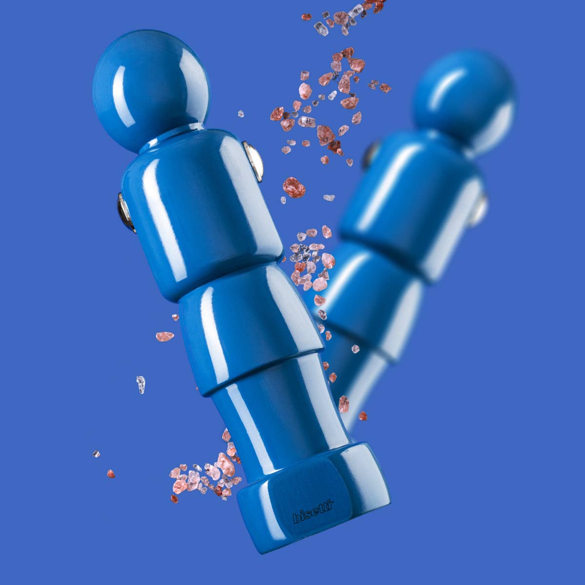 "Calcetto" spice mill in glossy blue lacquered beech