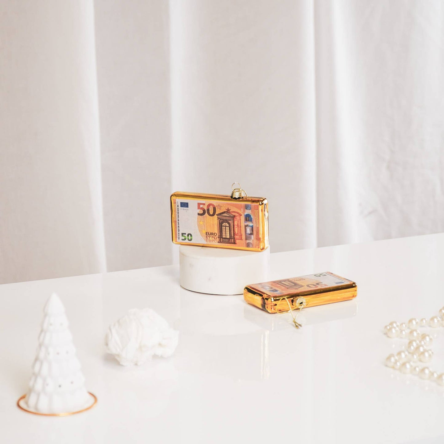 Christmas ball 50 euro note