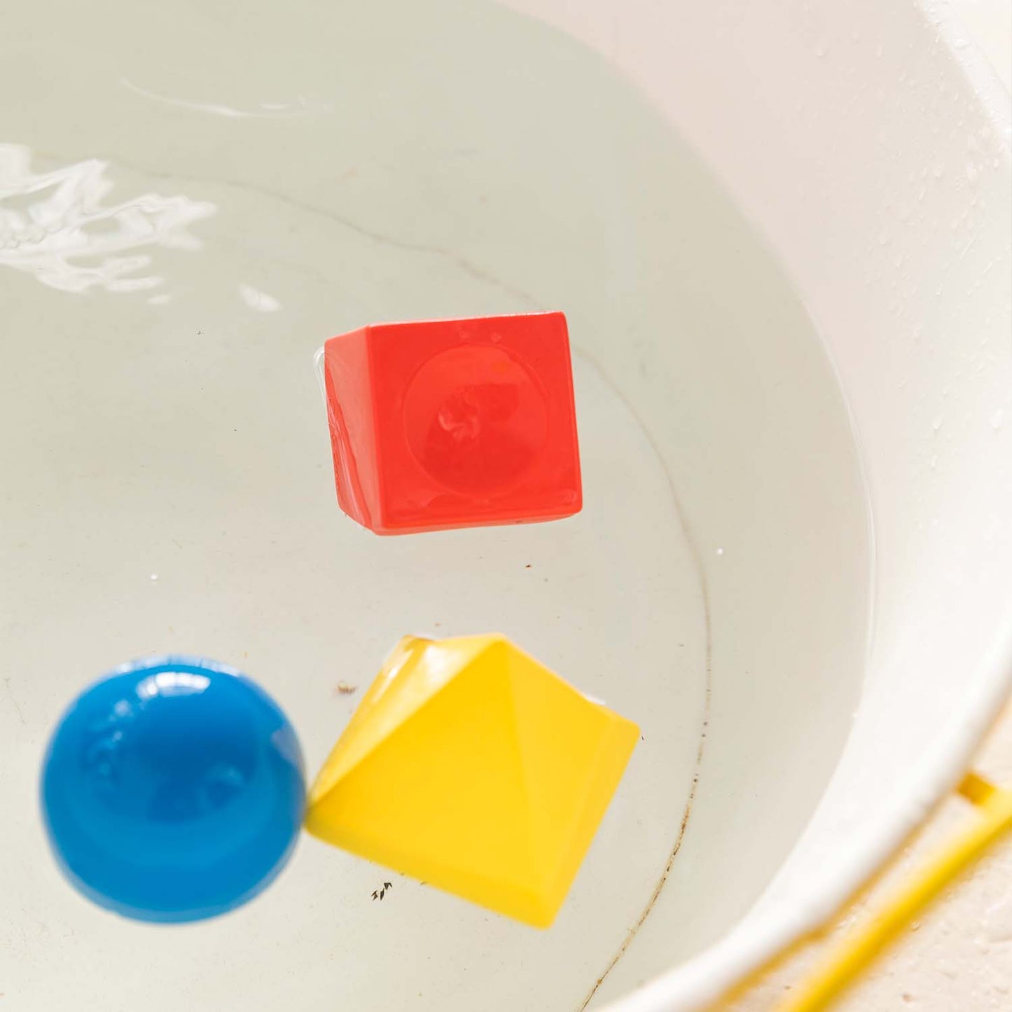 3 Figurines géométriques Blocs de jeu à empiler pour bébés Couleurs de base