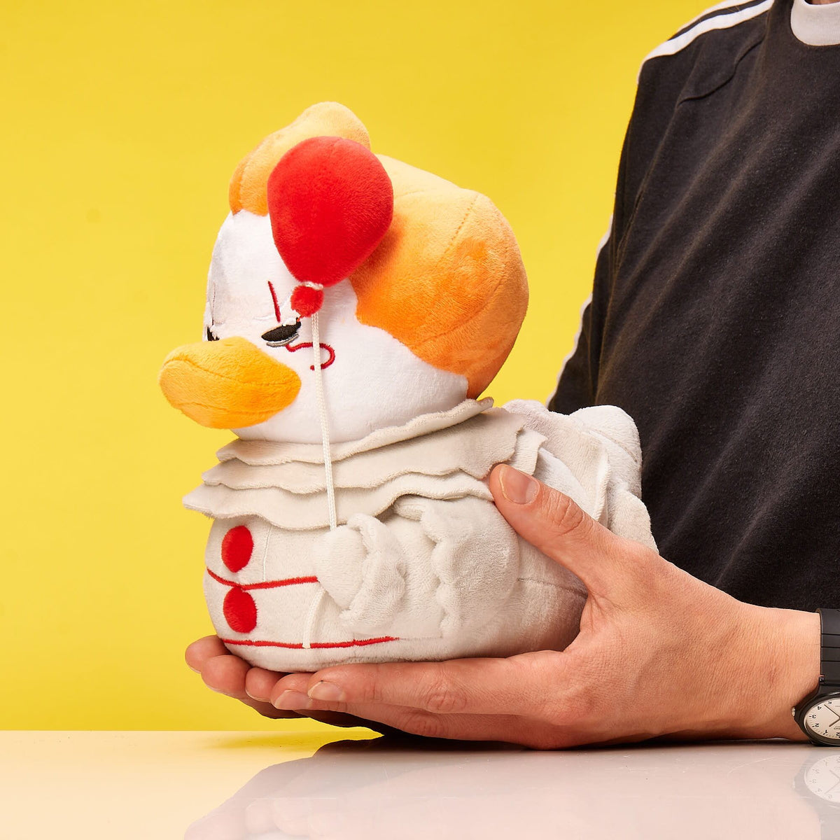 Canard IT: Pennywise TUBBZ Plushie