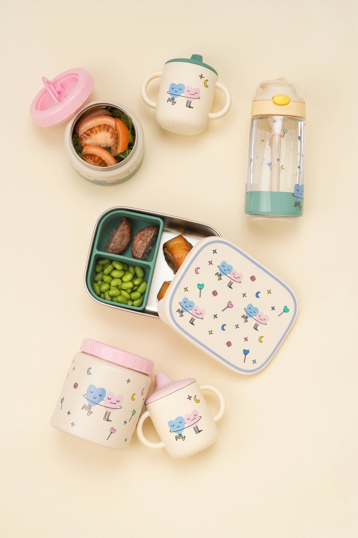 Geïsoleerde waterfles van roestvrij staal voor kinderen met dansende hartjes.