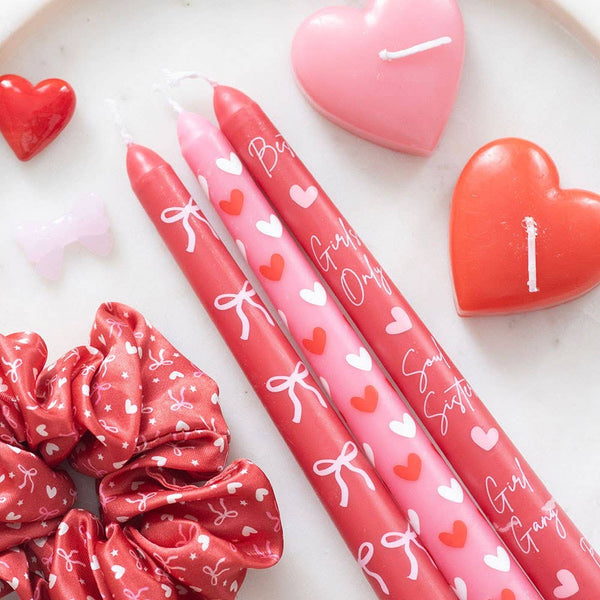 Set of 3 taper candles with bow and love heart for Valentine's Day