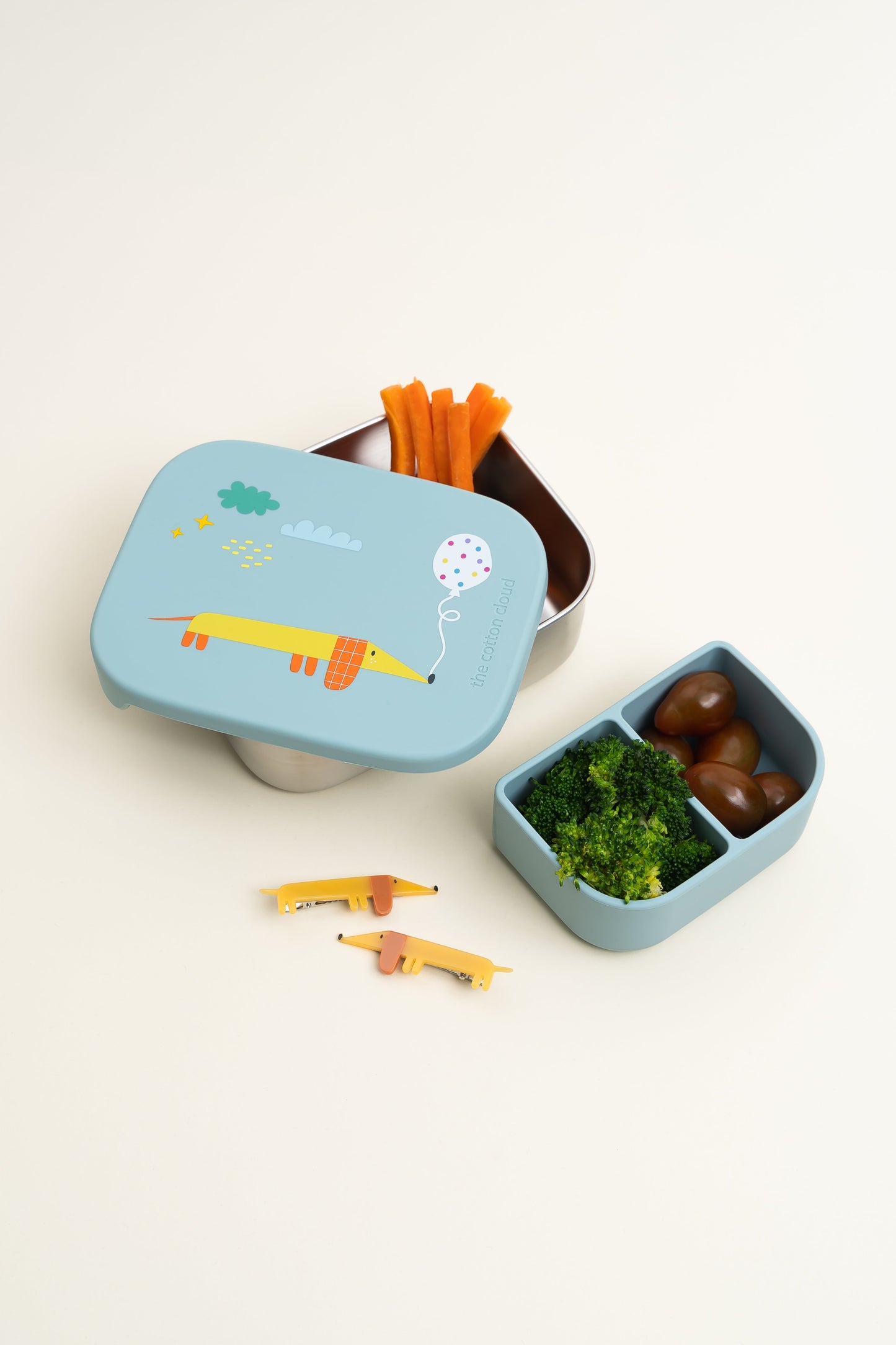 Stainless steel dachshund lunch box with removable compartments