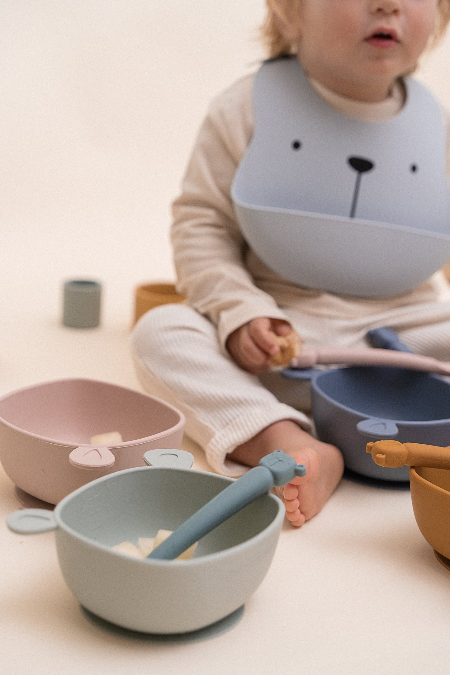 Lili the Bear Silicone Eating Bowl Plum