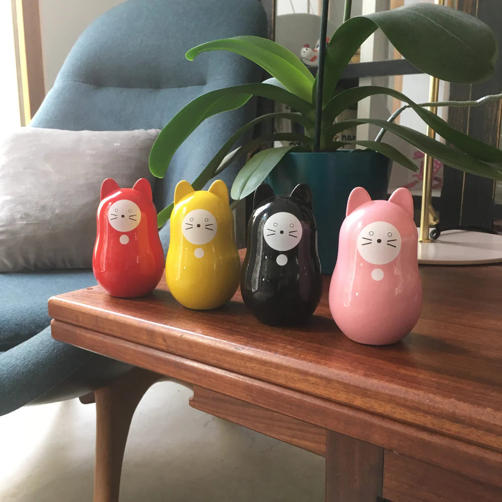 Black Daruma Cat "Good Health"