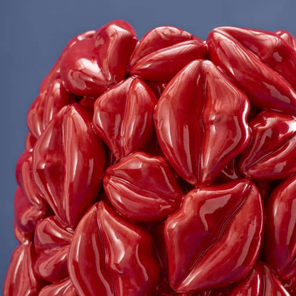 Red Lips Vase