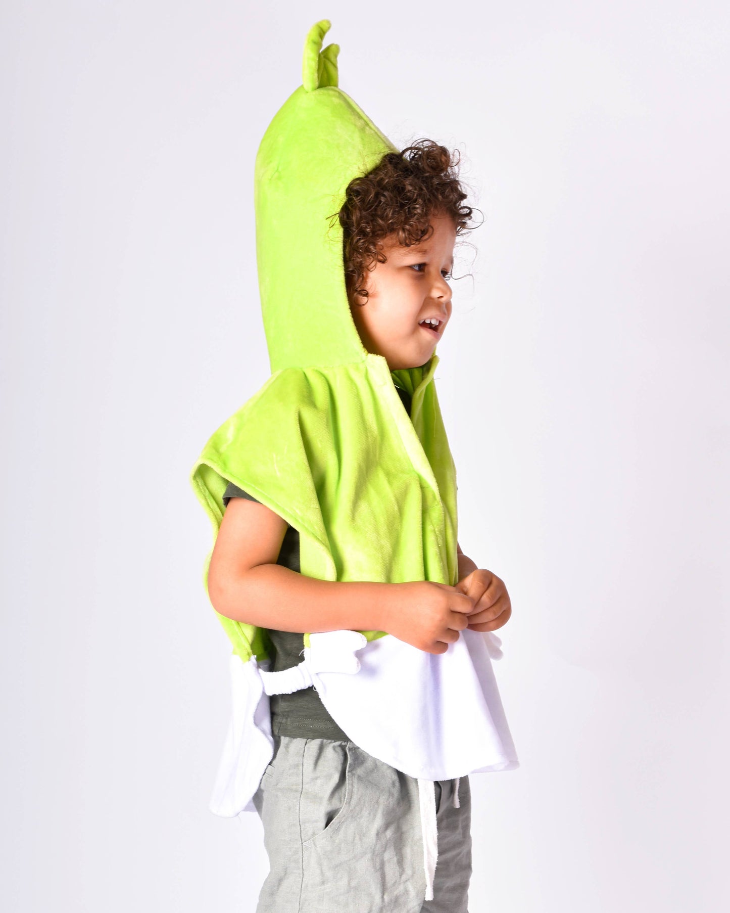 Green cape Babblarna Dadda size 86-110 cm 1-4 years