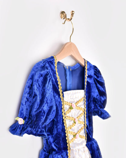 Princess dress in blue velvet size 122-128 cm for children aged 6 to 8
