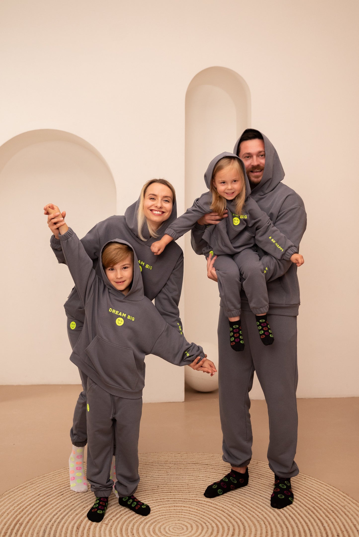 GREY HOSE unisex