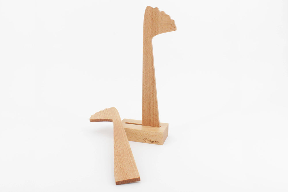 Ginkgo salad servers