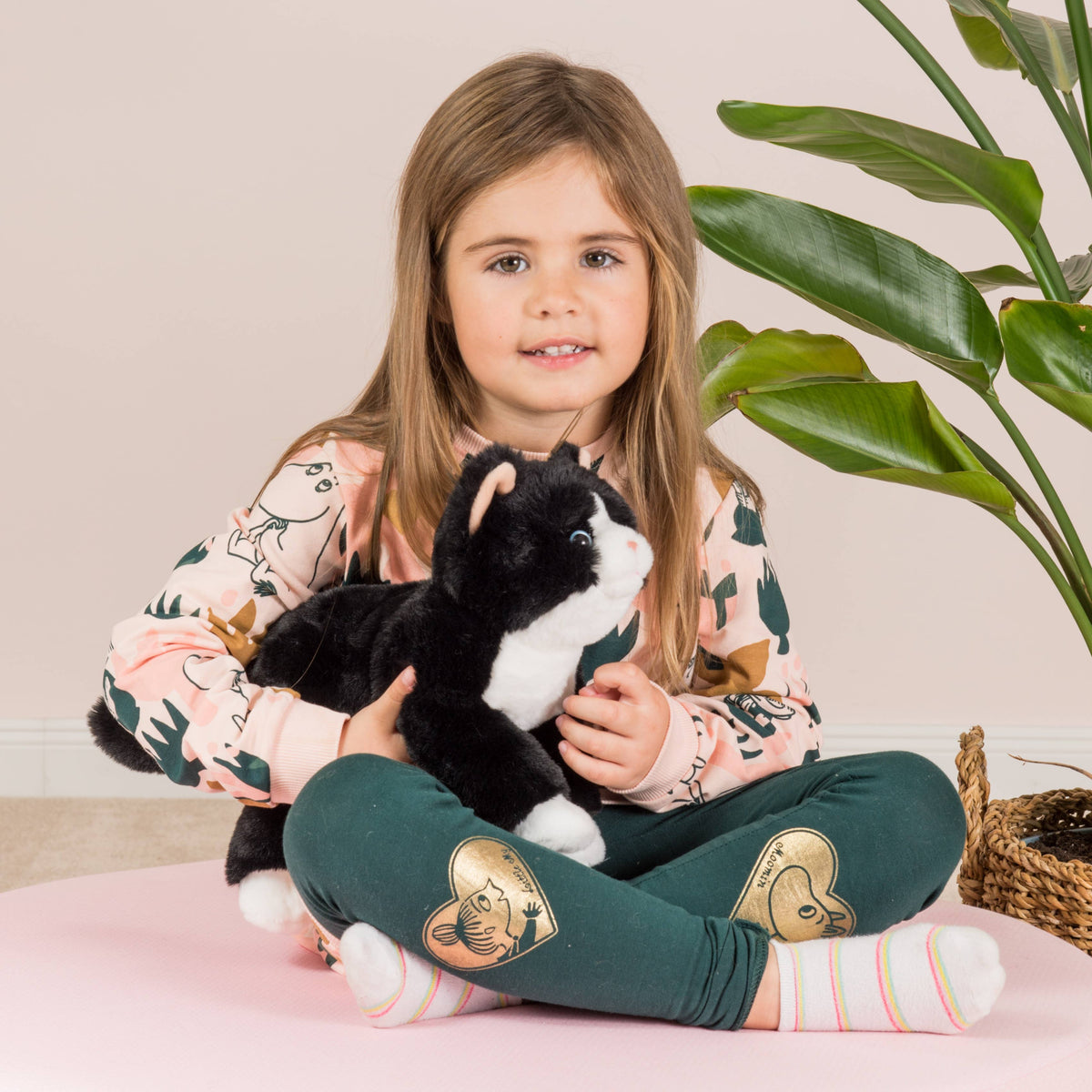 Zwarte kat schommel pluche speelgoed