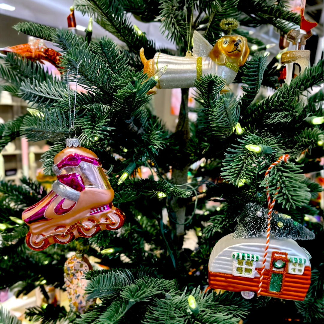 Retro Pink Car Hanging Decoration