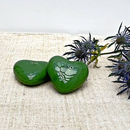 Green heart salt and pepper set L7 W6.5 H2cm