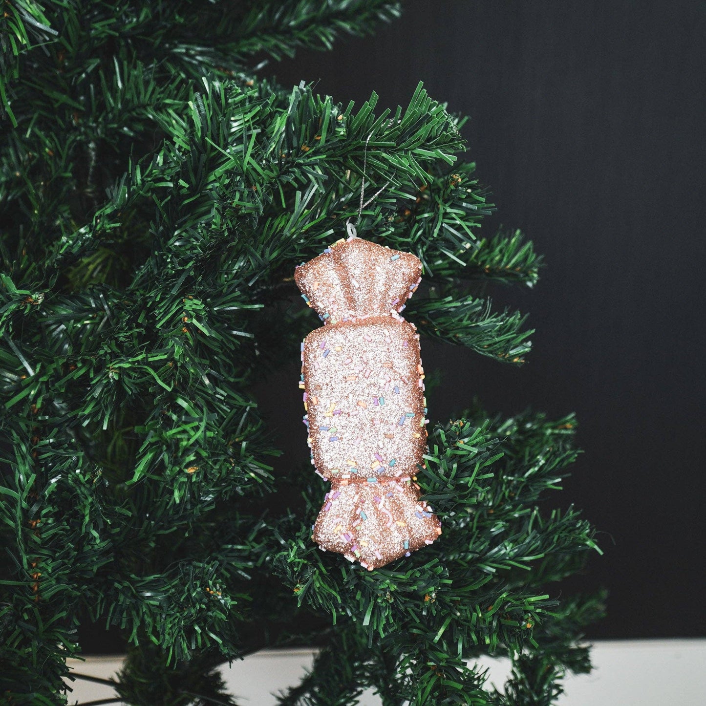 Kersthangers - 3 karamelschuim snoepjes, bruin/disco dip - S3-5,5x