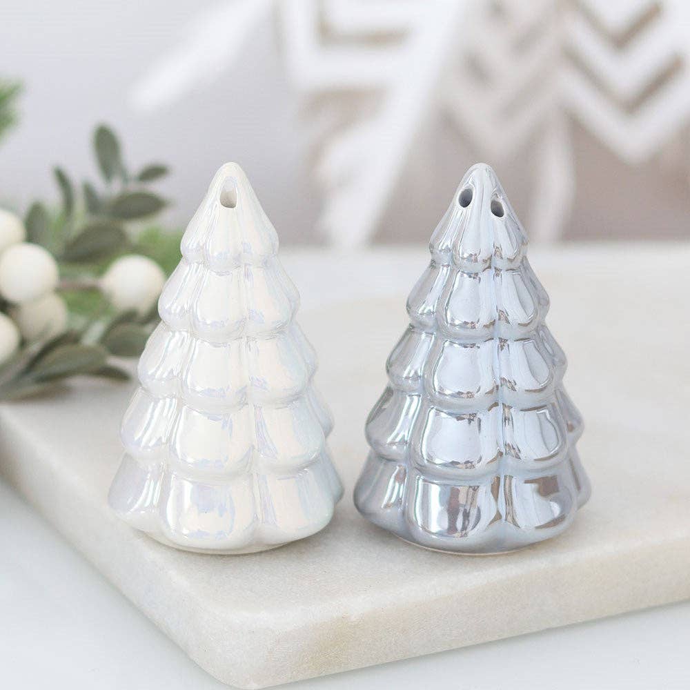 Salières et poivrières en forme de sapin irisé