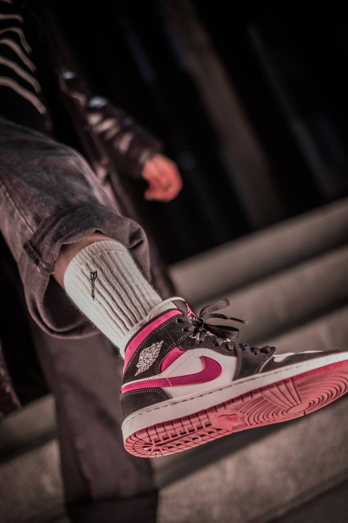 Embroidered Sport Socks - Dart