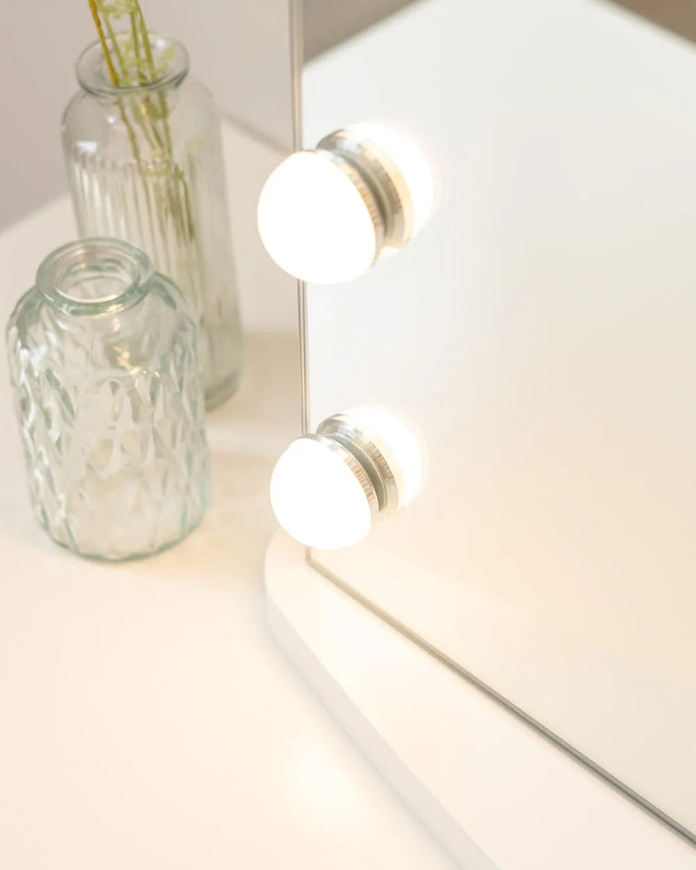 LED makeup mirror - GEORGINA