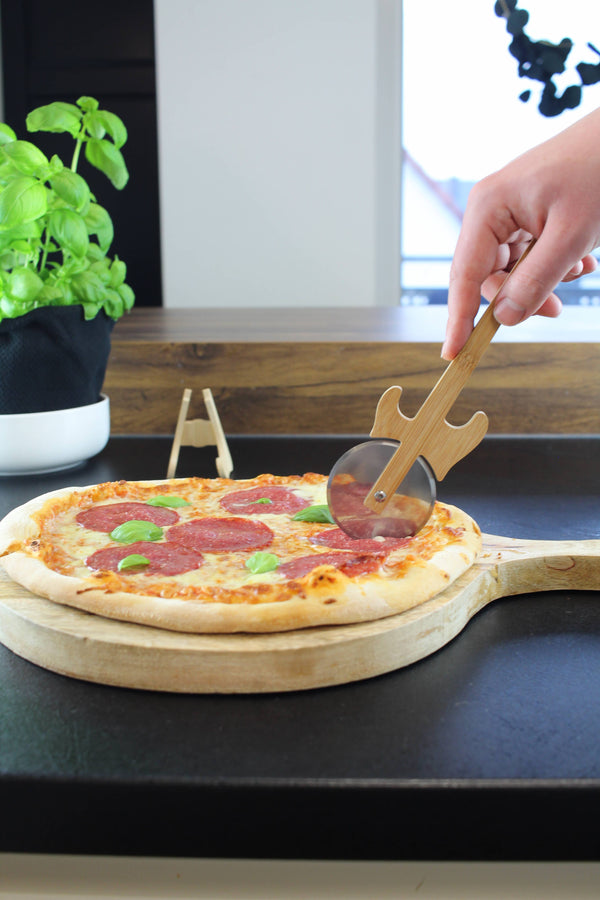 Electric Guitar Pizza Cutter