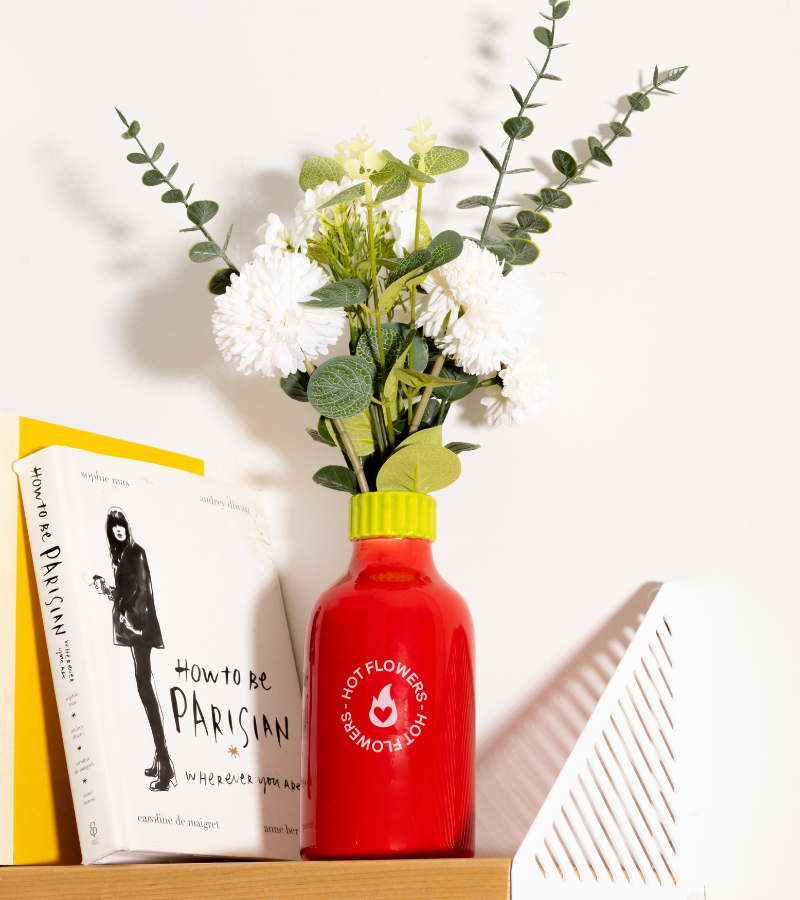 Hot sauce vase