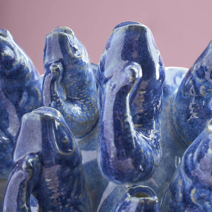 Vaas met vismotief, blauw aardewerk, 24 x 24 x 32 cm