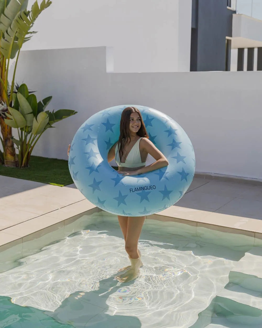 Blue donut float - JACKSON