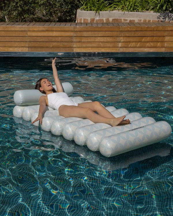 Aqua Lounge Float - RIVIERA