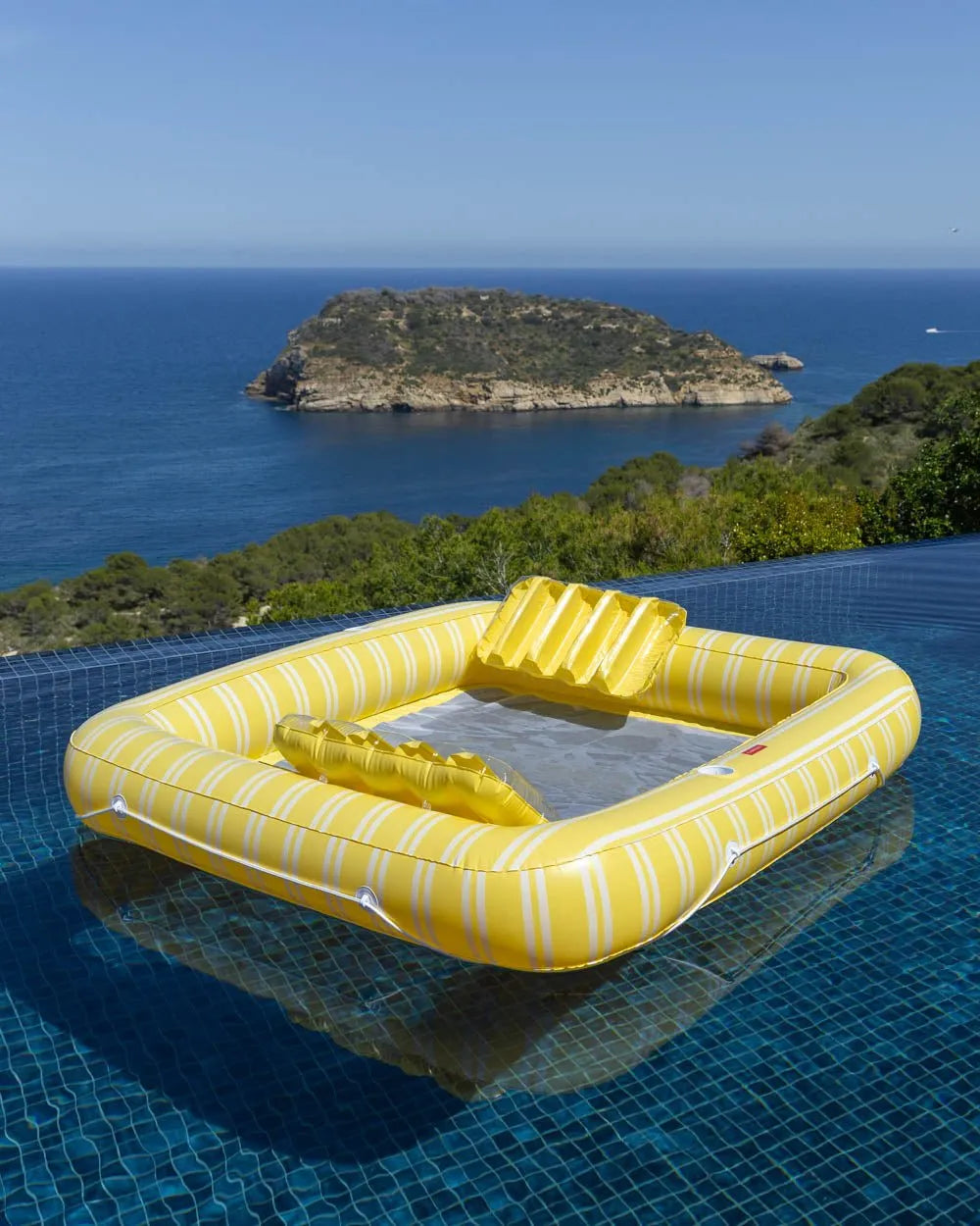 Yellow lounger float - MALTA