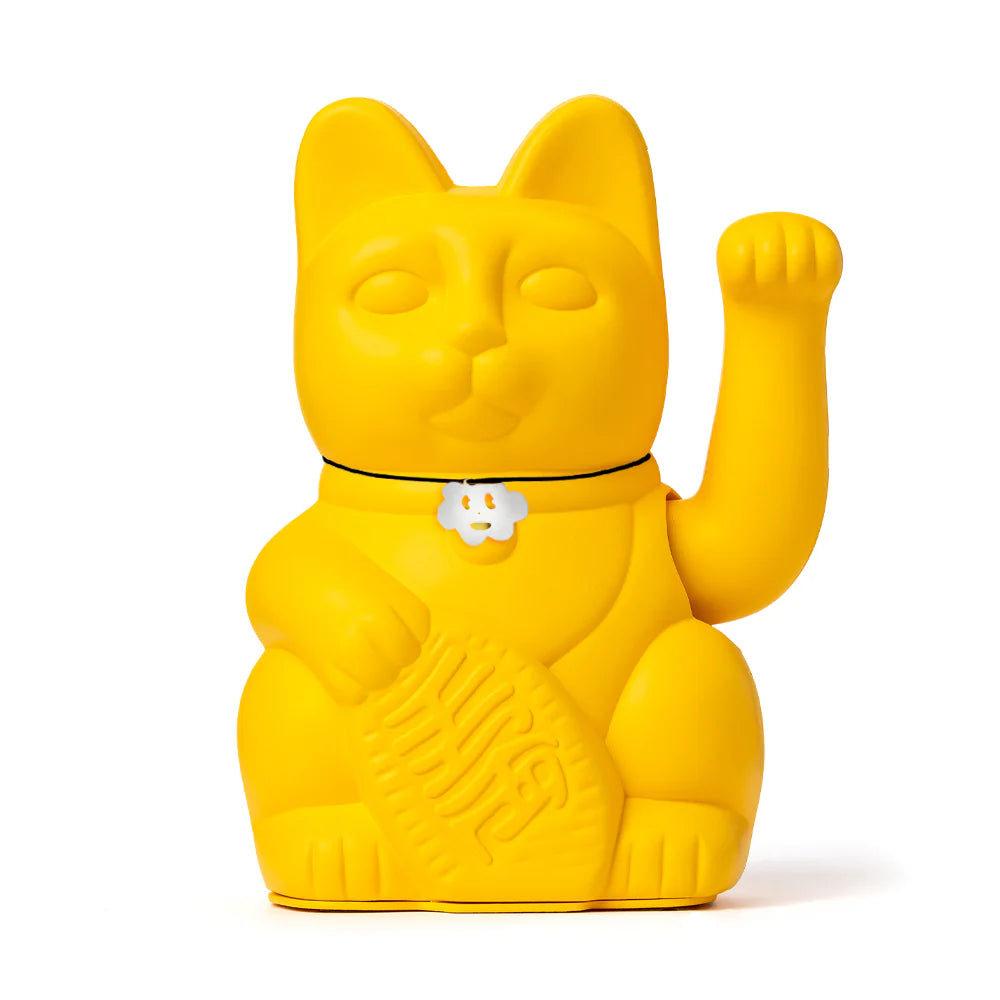 Long -yellow lemon cat