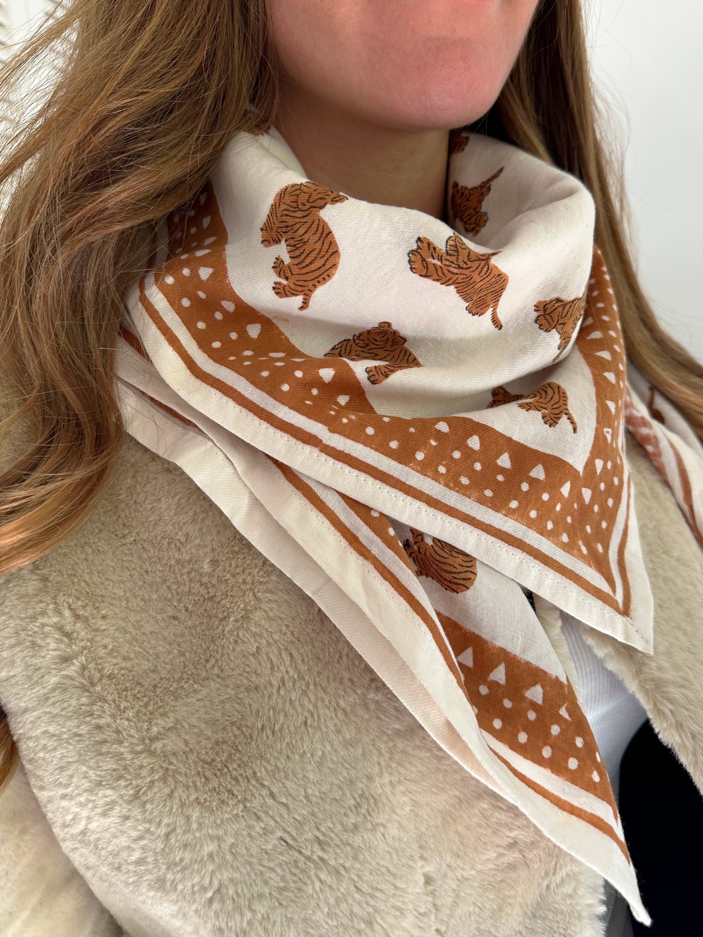 Grand foulard  - OSCAR