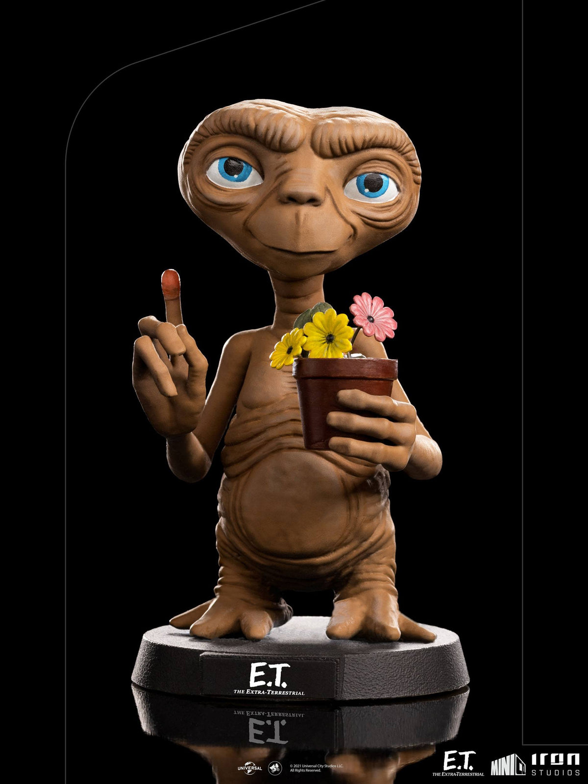 Mini Co. E.T. Figurine