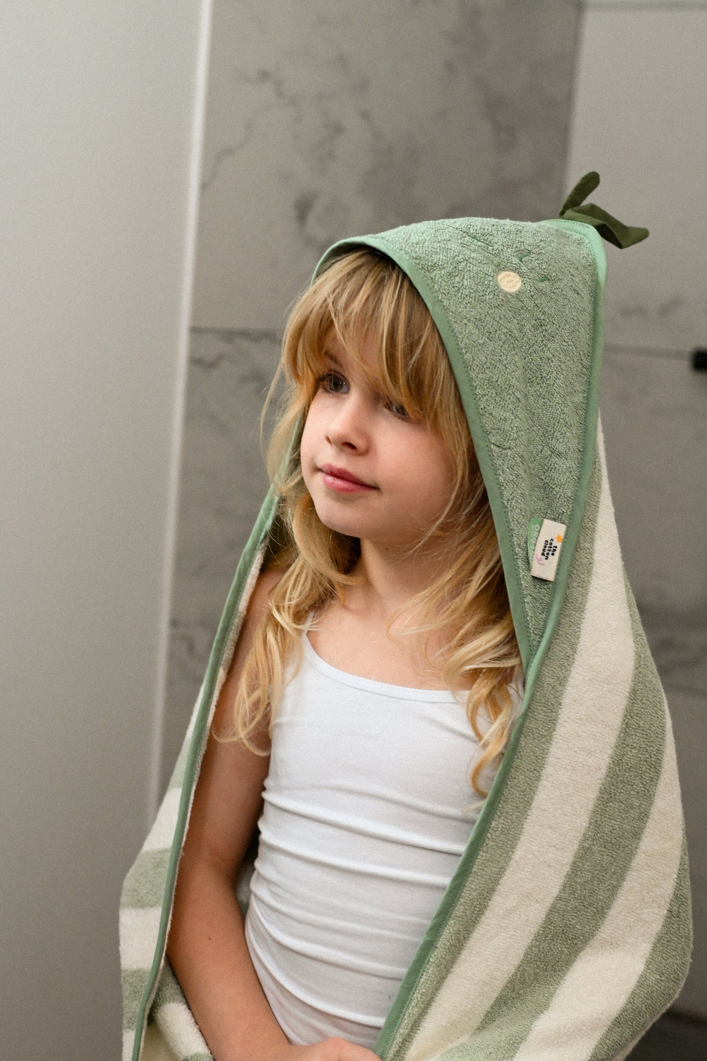 Hooded Towel Pedro Pear