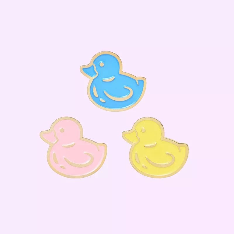 Pins Canard de Bain Rose