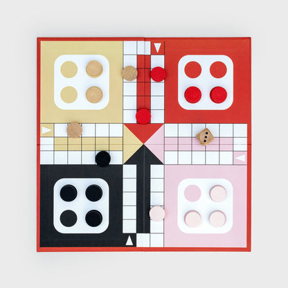 The Games Library: Ludo In A Book
