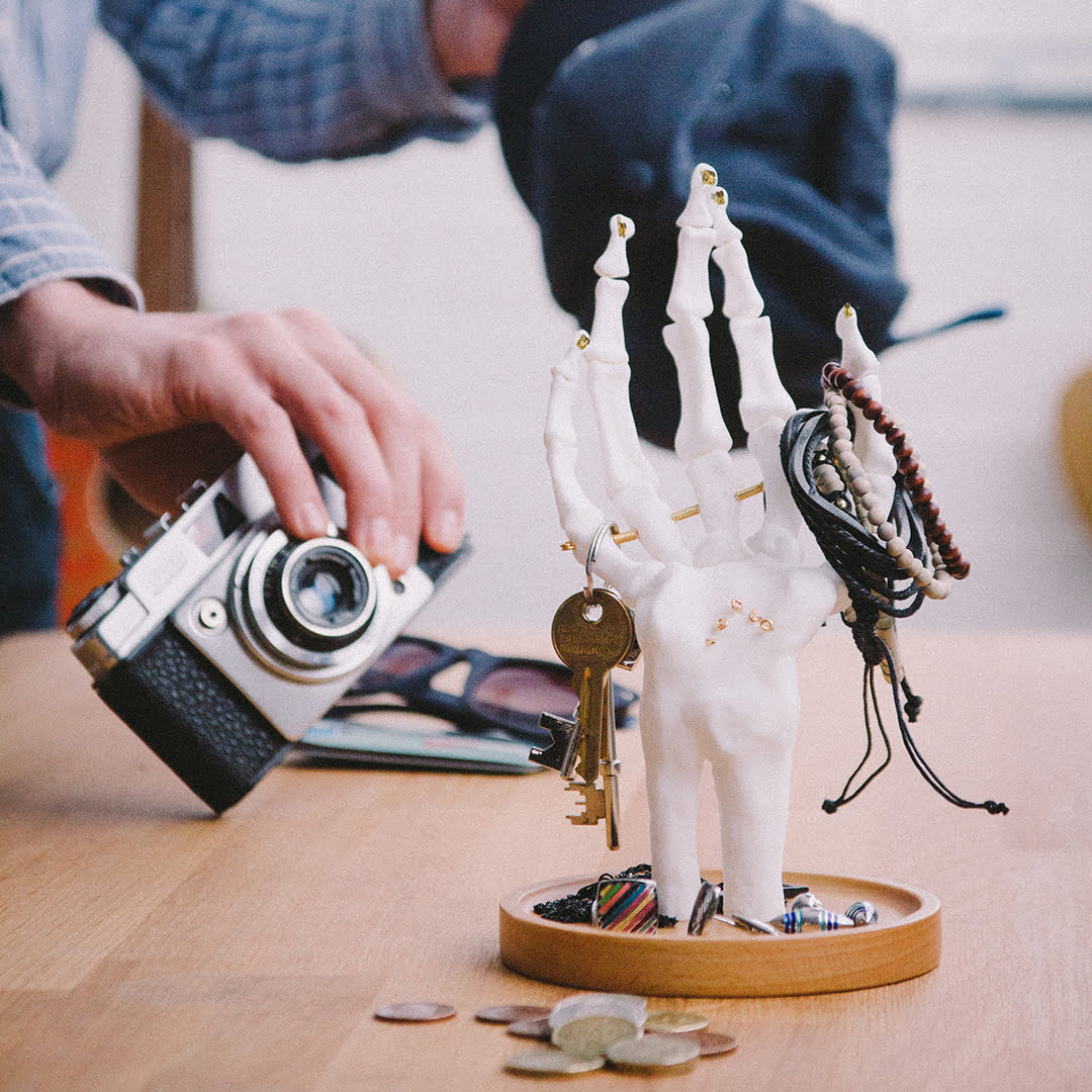 Skeleton Hand Tidy - White