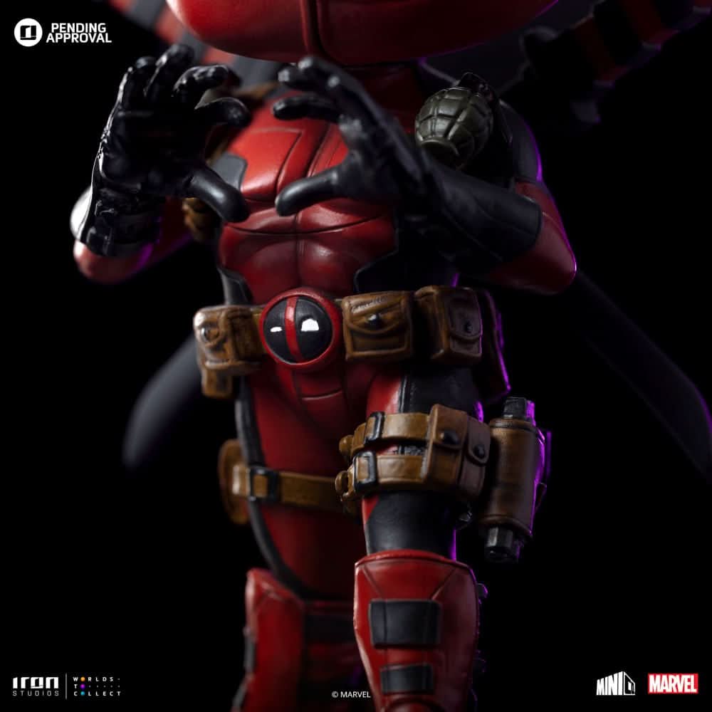 Deadpool Statue - Marvel Comics - Minico - Iron Studios
