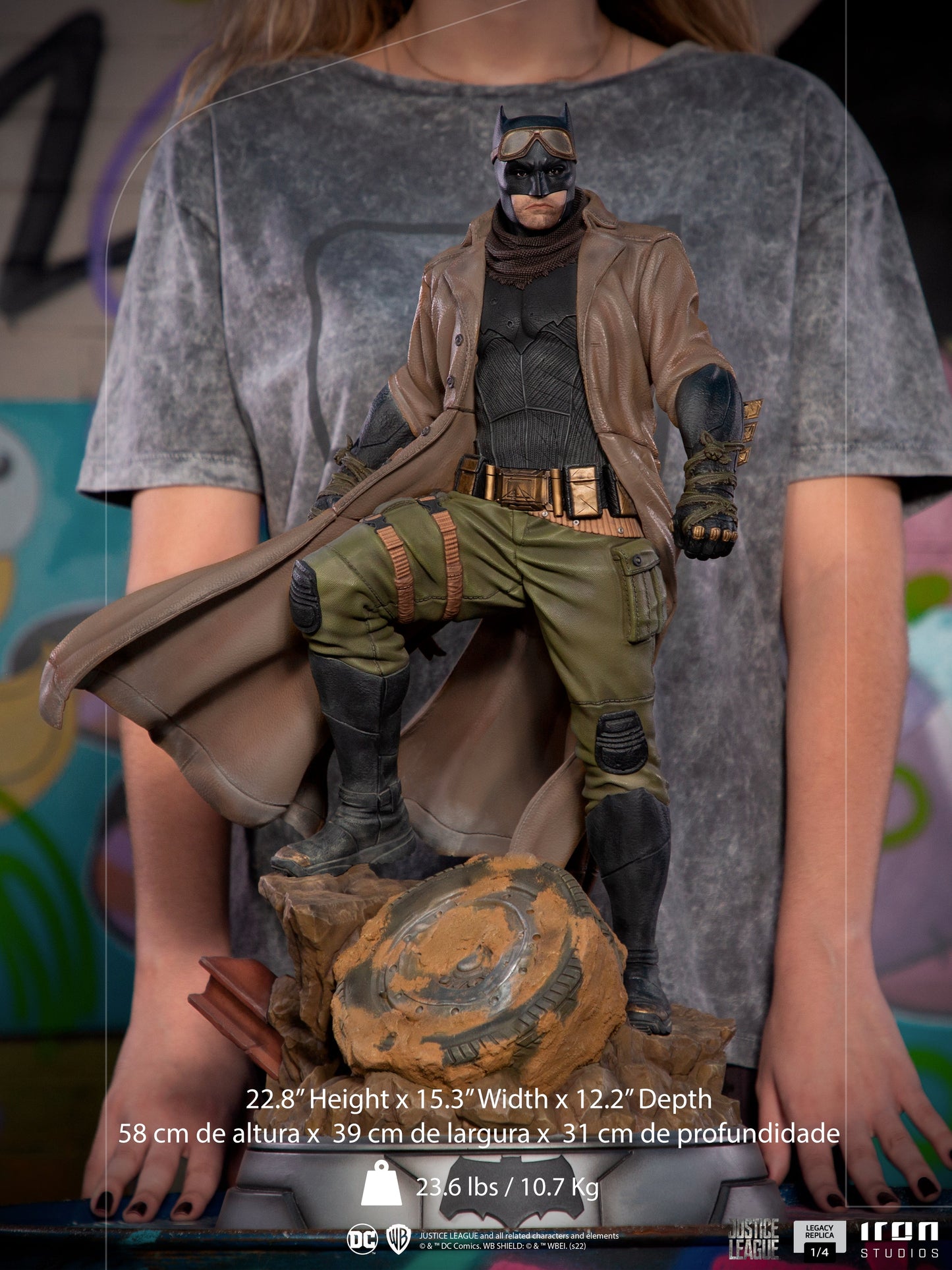 Batman Knightmare Statue - Zack Snyder's Justice League - Legacy Replica 1/4 - Iron Studios