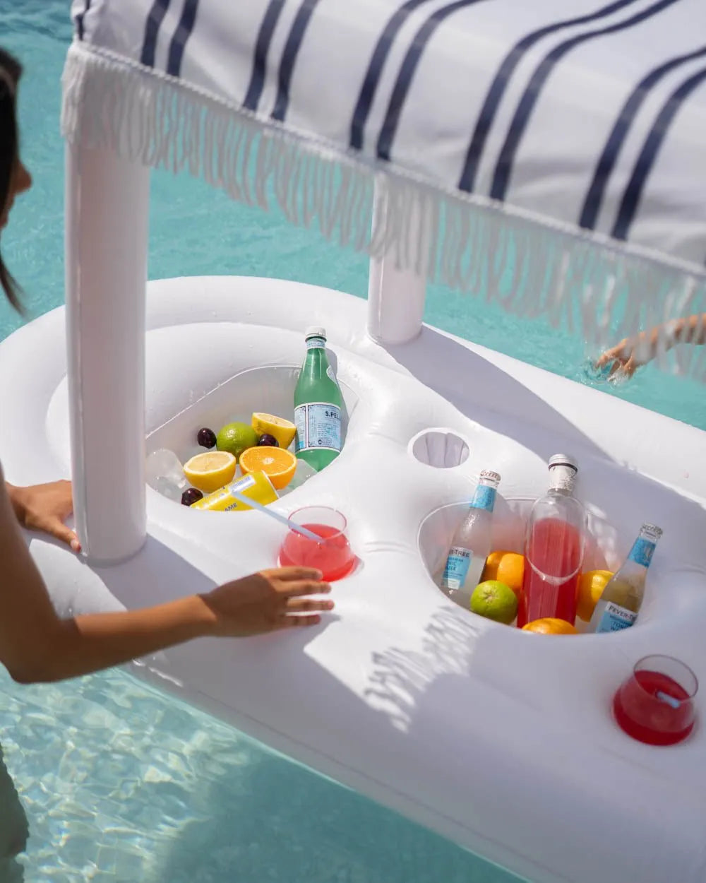 Inflatable blue mini-bar - TOMMY