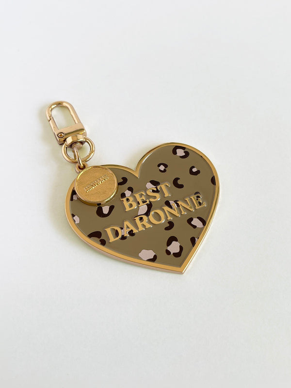 Enameled charm keyring - ZOÉ
