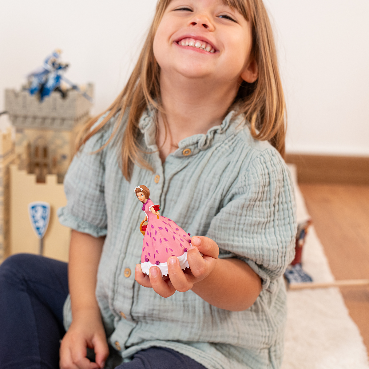 Princess figurine with a rose