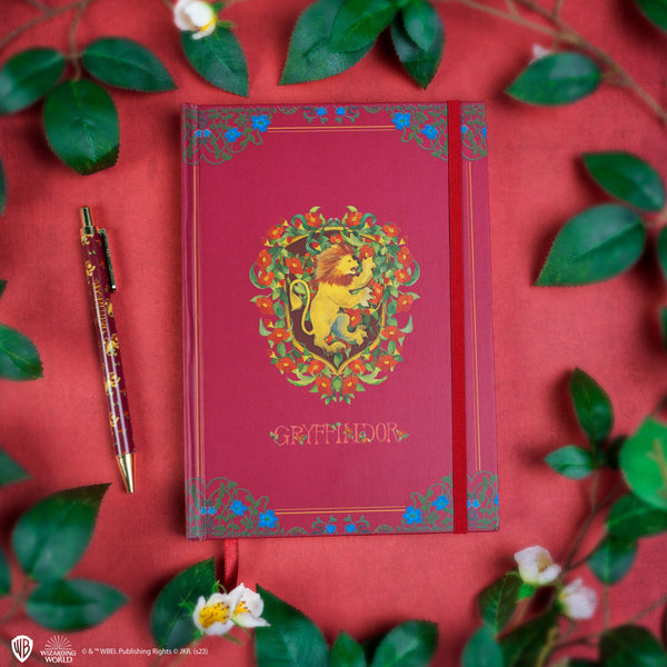 *Gryffindor Magical World Deluxe Notebook and Pen Set