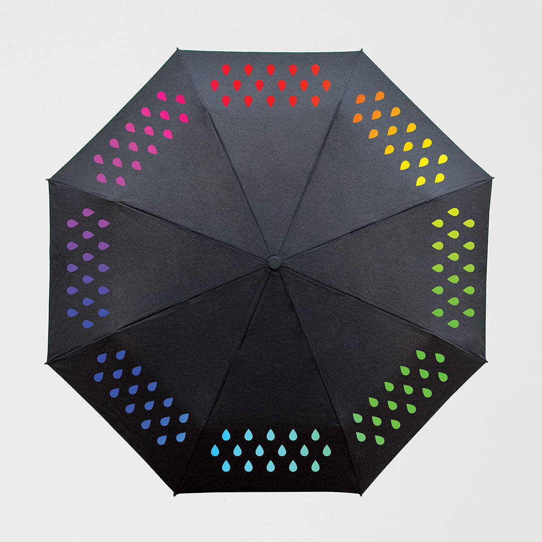 Colour-changing umbrella