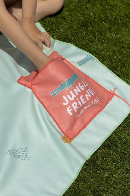 Kids' green beach towel - ALAN