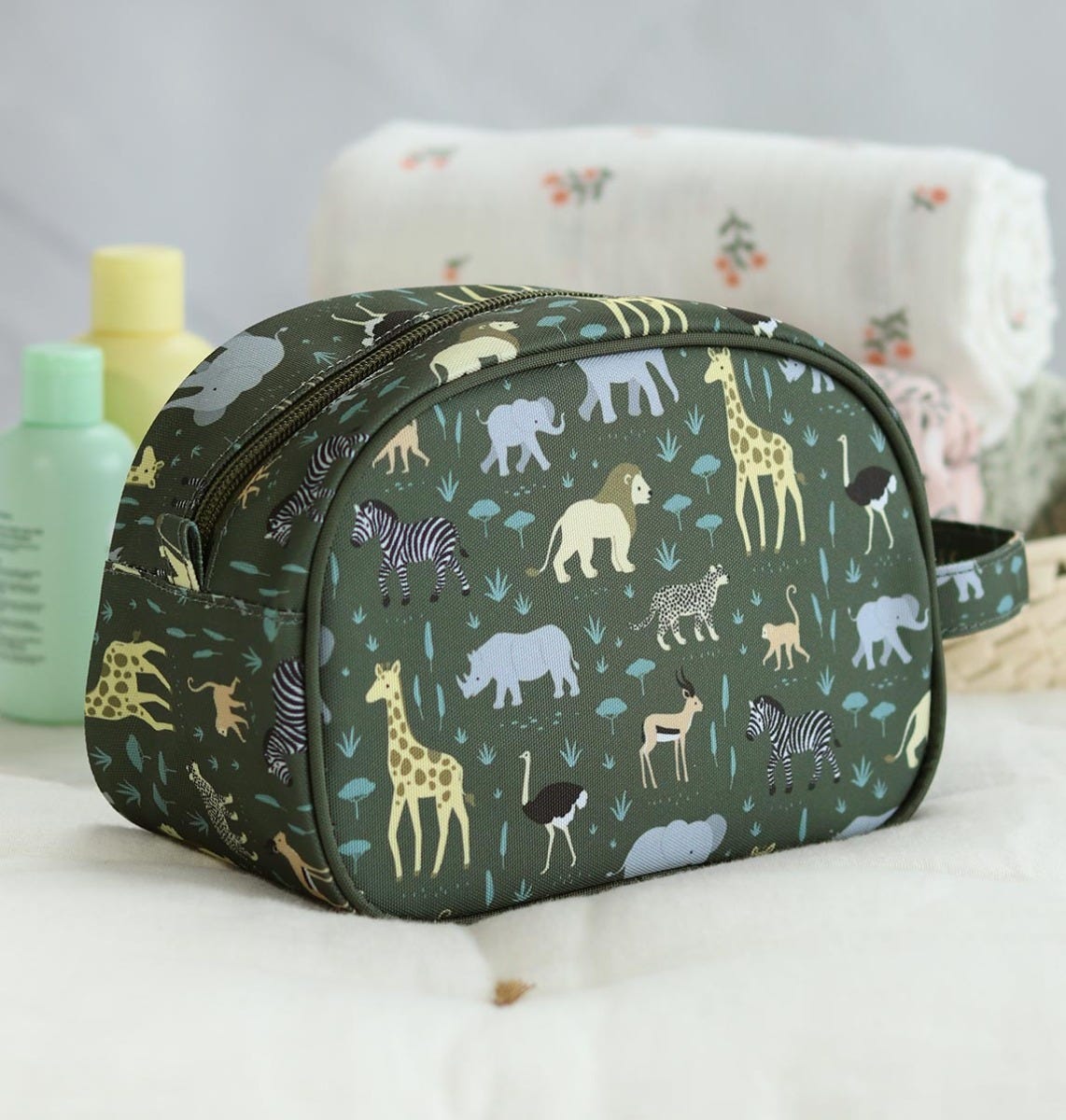 Trousse de toilette enfant - Savane – vue 2 – A Little Lovely Company